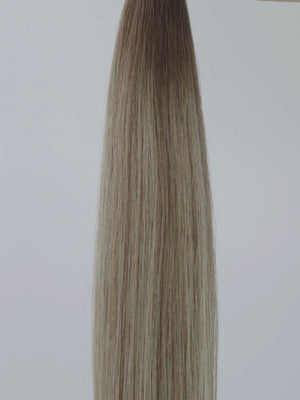 B18/24 balayage dunkelnaturblond asch & hellaschblond, B18/24 
 balayage B18/24 natural dark ash blonde & light ash blonde, B18/24 balayage blond foncé naturel cendré & blond cendré clair